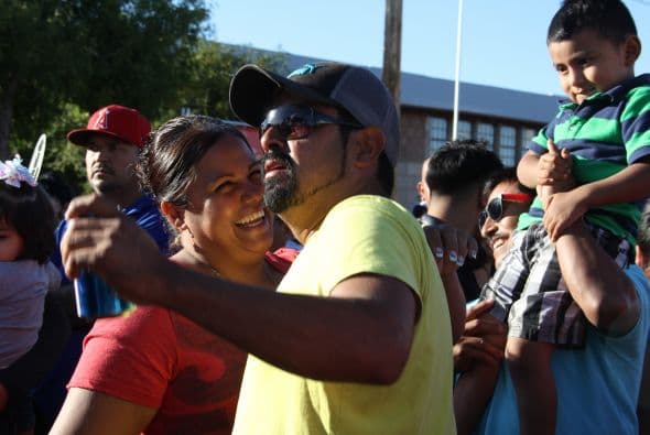 Cientos de personas disfrutaron de la tremenda celebración del Latin Grammy Street Party en Phoenix, donde estuvieron presentes varias agrupaciones nominadas a los premios GRAMMY® Latino incluyendo: Conjunto Primavera, Voz de Mando y Los Canarios de Michoacán. Esta fenomenal fiesta es un preámbulo a la gran noche de la música con la edición 15 de los premios anuales del GRAMMY Latino. Además de disfrutar de lo mejor de la música, los fans pudieron ganar premios y conocer a personalidades de Televisión y Radio de Univisión Arizona.