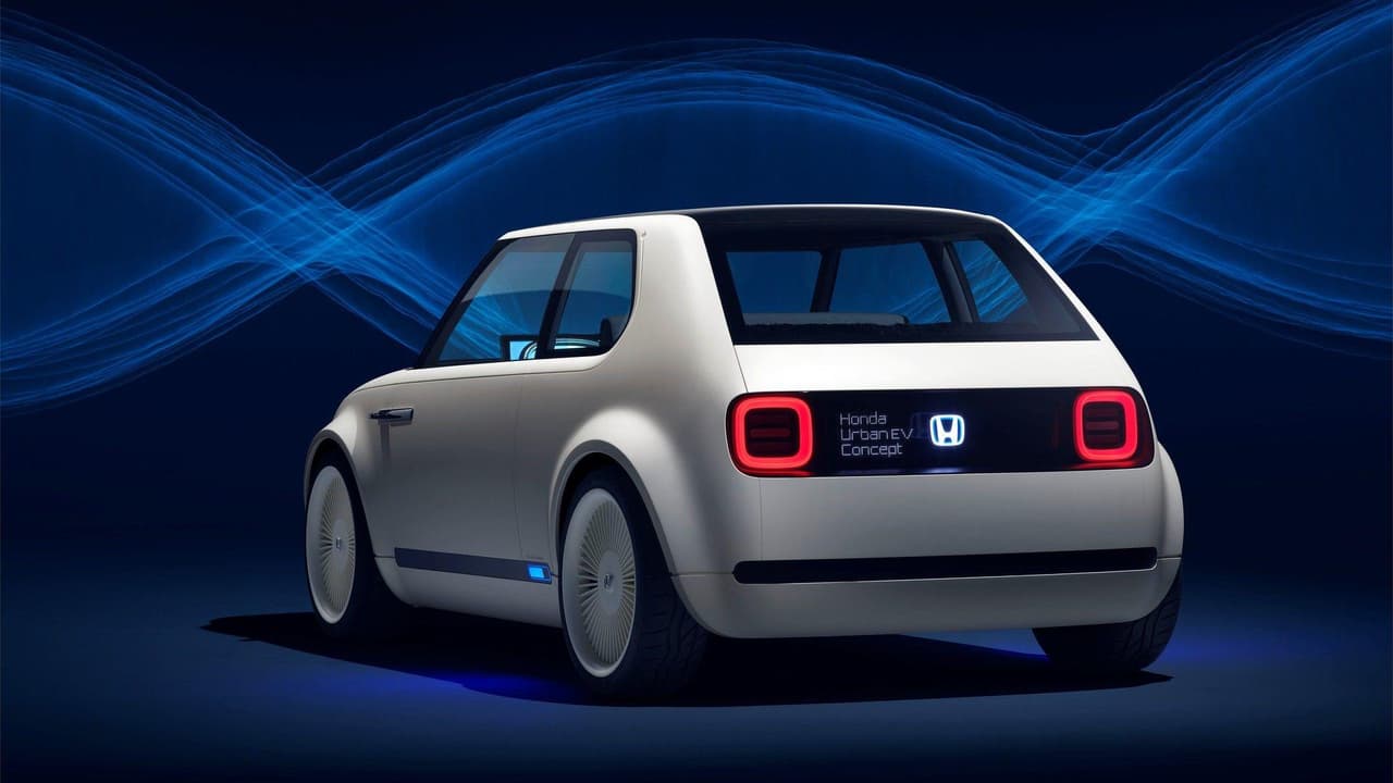 <b>Honda Urban EV Concept</b>
<br>Aunque ya lo habíamos visto en Frankfurt, no deja de llamar la atención cómo las propuestas de las marcas están orientadas a la movilidad urbana.