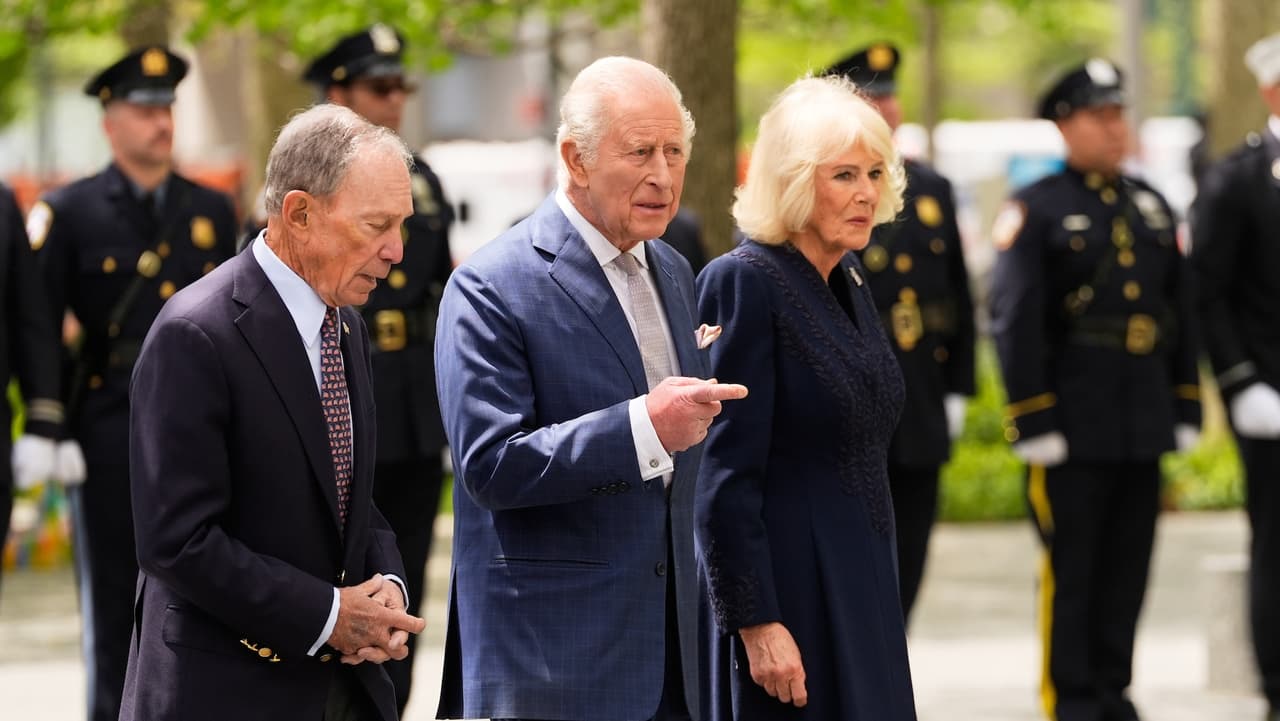 La visita forma parte de una gira oficial de cuatro días por Estados Unidos para 
<b>conmemorar el 250 aniversario de la independencia</b>. Es la primera vez que un monarca británico reinante visita la ciudad desde Isabel II en 2010, marcando un momento histórico en las relaciones bilaterales.