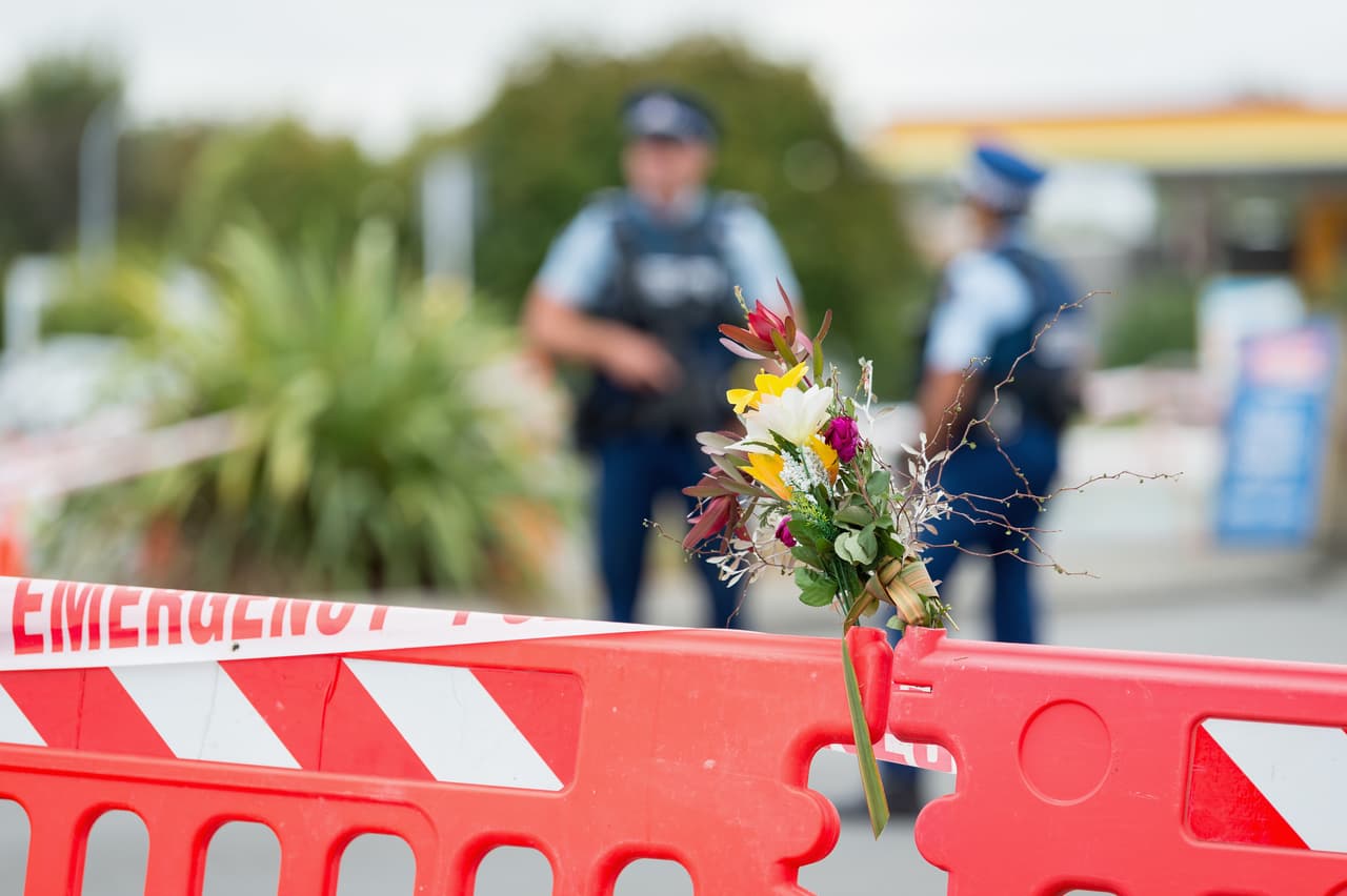 El atacante de las mezquitas en Nueva Zelanda compró las armas por internet