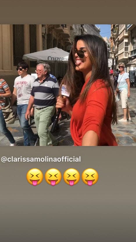 A pesar de que se encuentra en España por un proyecto, no deja de trabajar para El Gordo y La Flaca y cada tarde nos cuenta lo más relevante de las redes sociales.