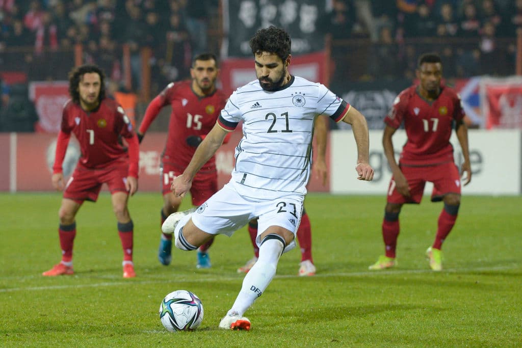 Alemania gana tranquilamente ante Armenia 4-1 durante las eliminatorias de la UEFA, rumbo a Qatar 2022. Los goles fueron de Kai Havertz, doblete de Ilkay Gundogan y anotación de Jonas Hoffmann para conseguir su boleto a la justa mundialista.