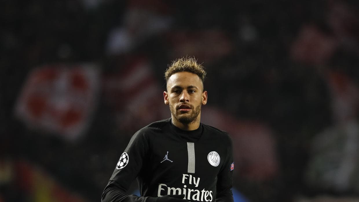 Neymar "quiere continuar en el PSG", asegura su padre y agente