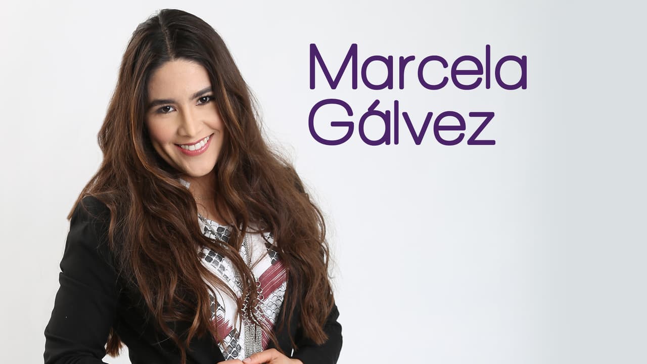 Nació en San Diego, California y tiene 23 años de edad. Ella se considera una persona fiel, risueña y amigable.