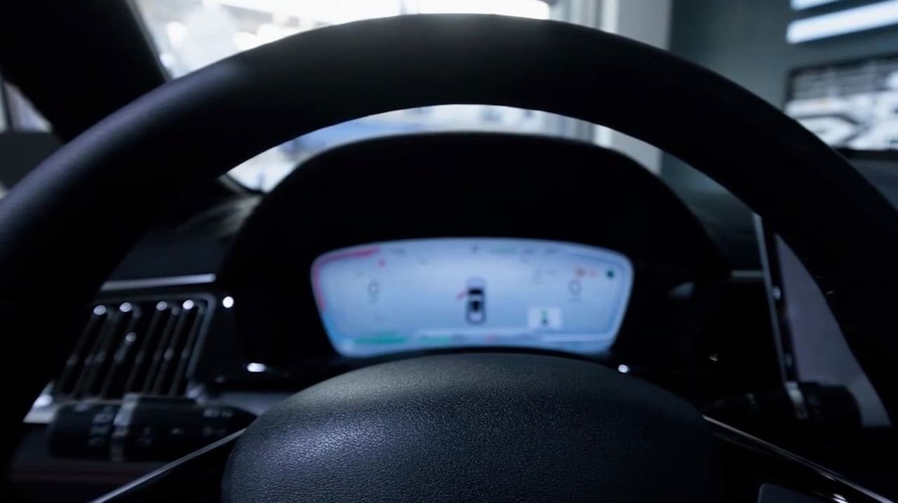 Noticias de negocios en 1 minuto: Crece exponencialmente la venta de autos eléctricos en Asia