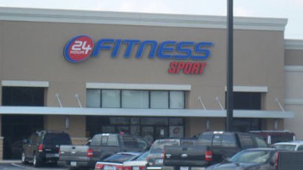 La locación 
<b>Fry Road & Saums Rd</b> de 24 Hour Fitness cerrará sus instalaciones y se encuentra en el 19734 Saums Road, Houston, Texas, 77084.