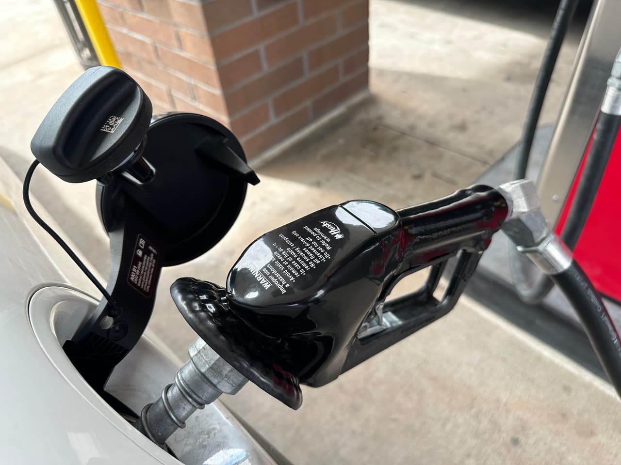 Cómo están los precios de la gasolina en Chicago y qué esperar en los próximos días