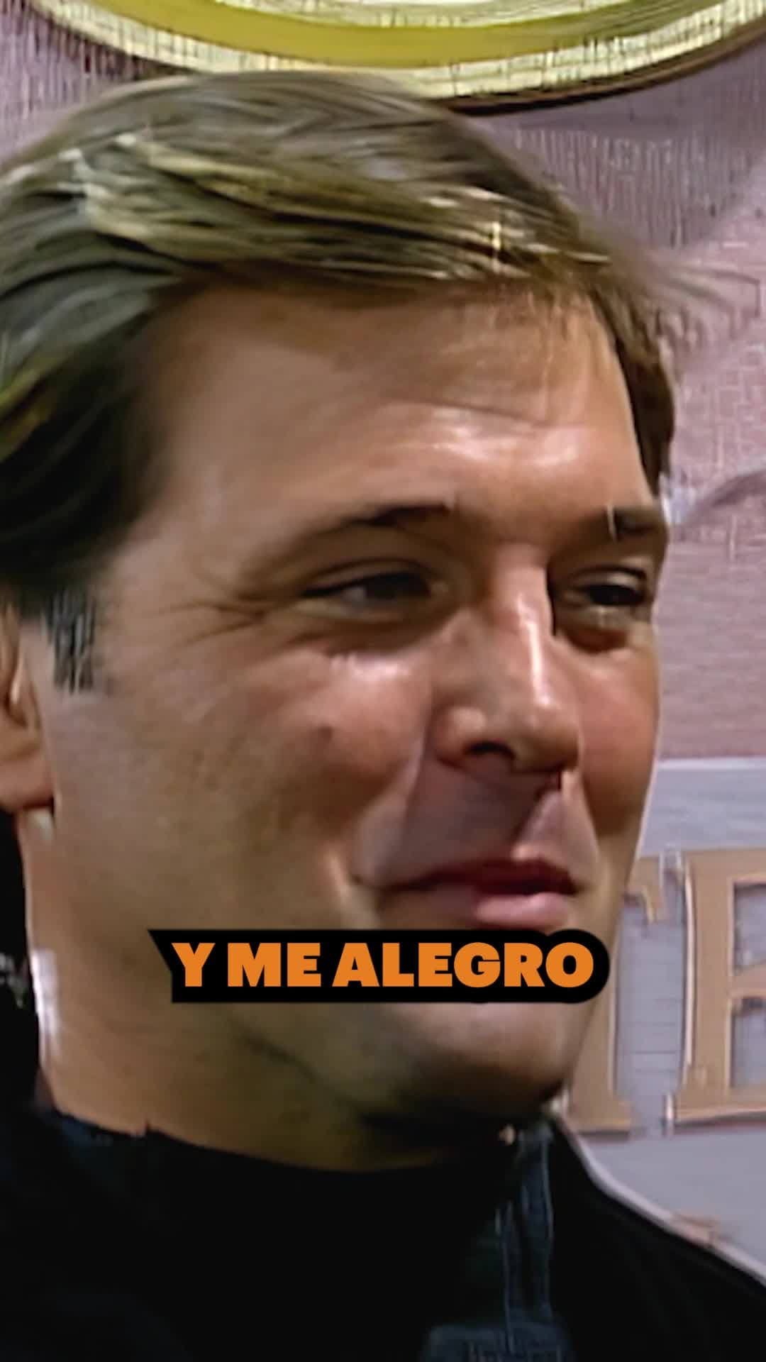 Miguel Ángel conoce a Santiago