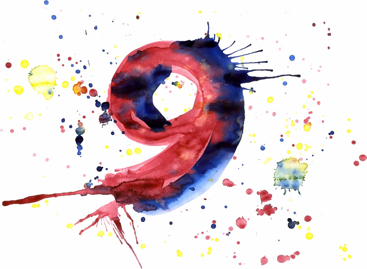 Al número 9 le corresponden las letras I R.