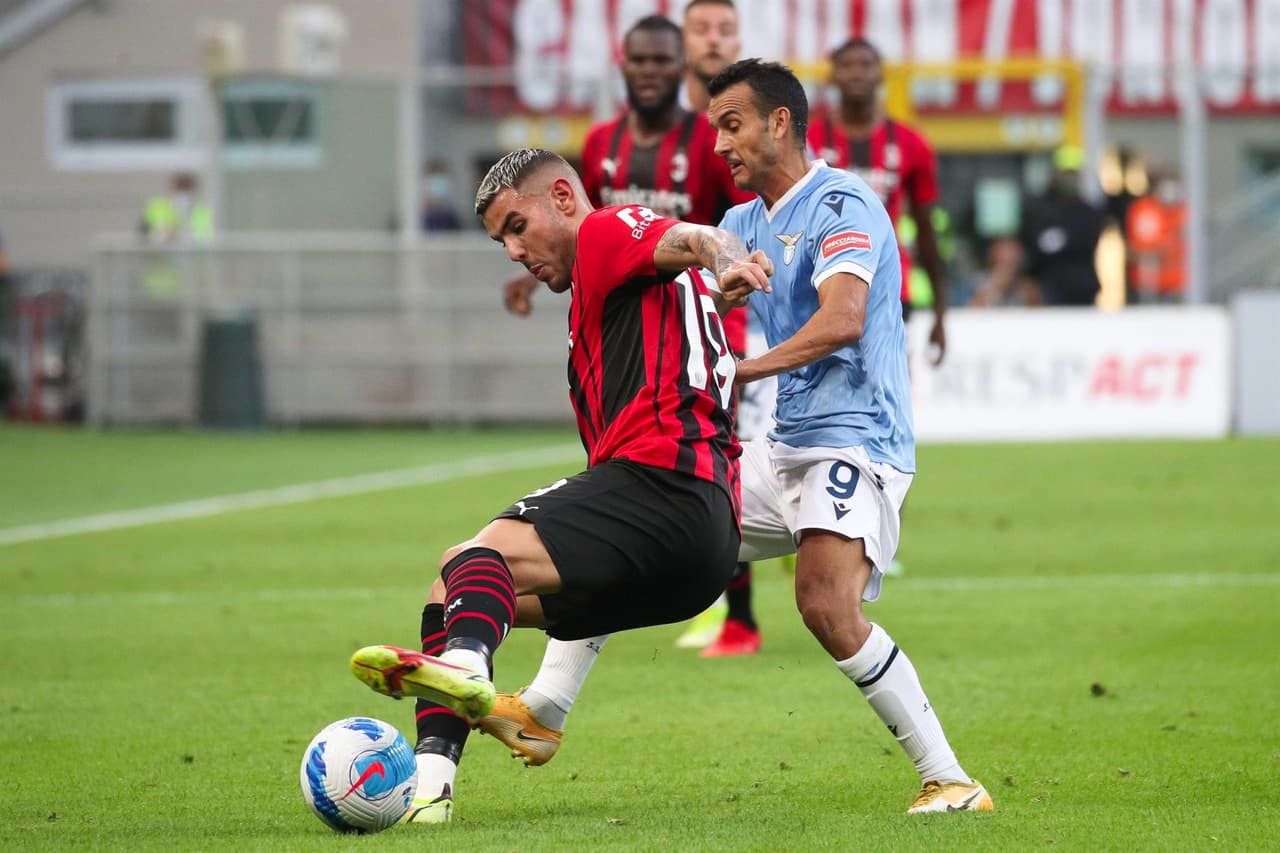 Milan se impone a la Lazio 2-0 con anotaciones de Rafael Leao y Zlatan Ibrahimovich, quien después de cuatro meses sin jugar oficialmente, regresa con gol y los 'rossoneros' suman nueve de nueve puntos desde su arranque en la Serie A.