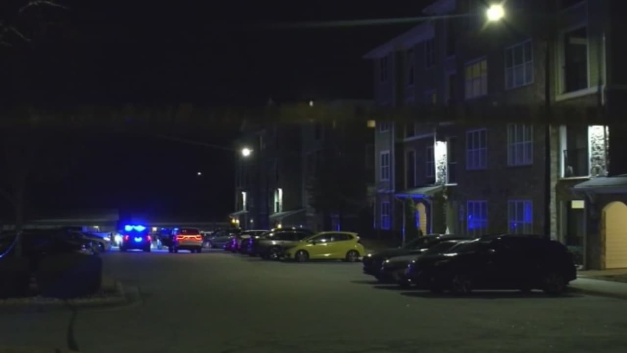 Un hombre y una mujer son hallados sin vida dentro de un apartamento en Raleigh