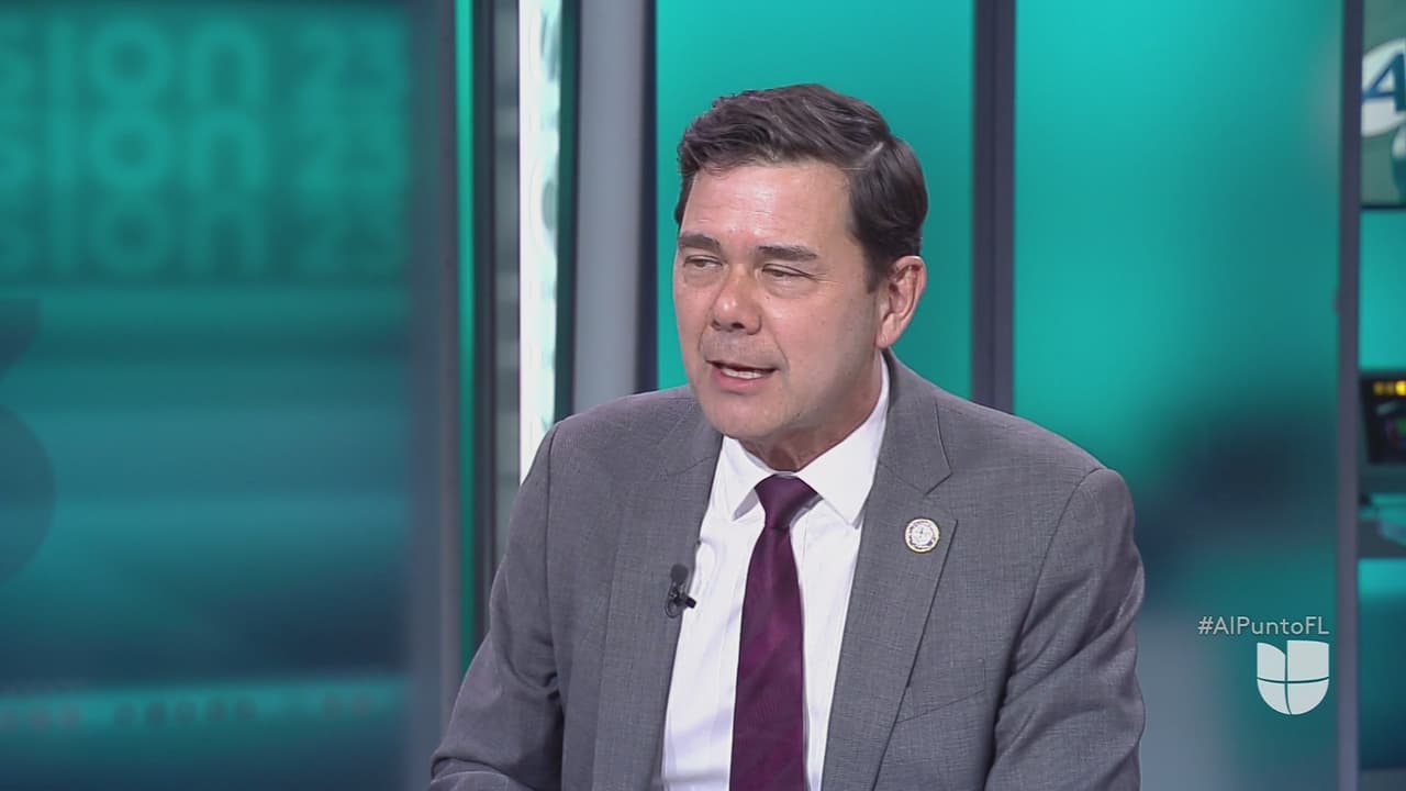 Ken Russell anuncia sus propuestas para la alcaldía de Miami