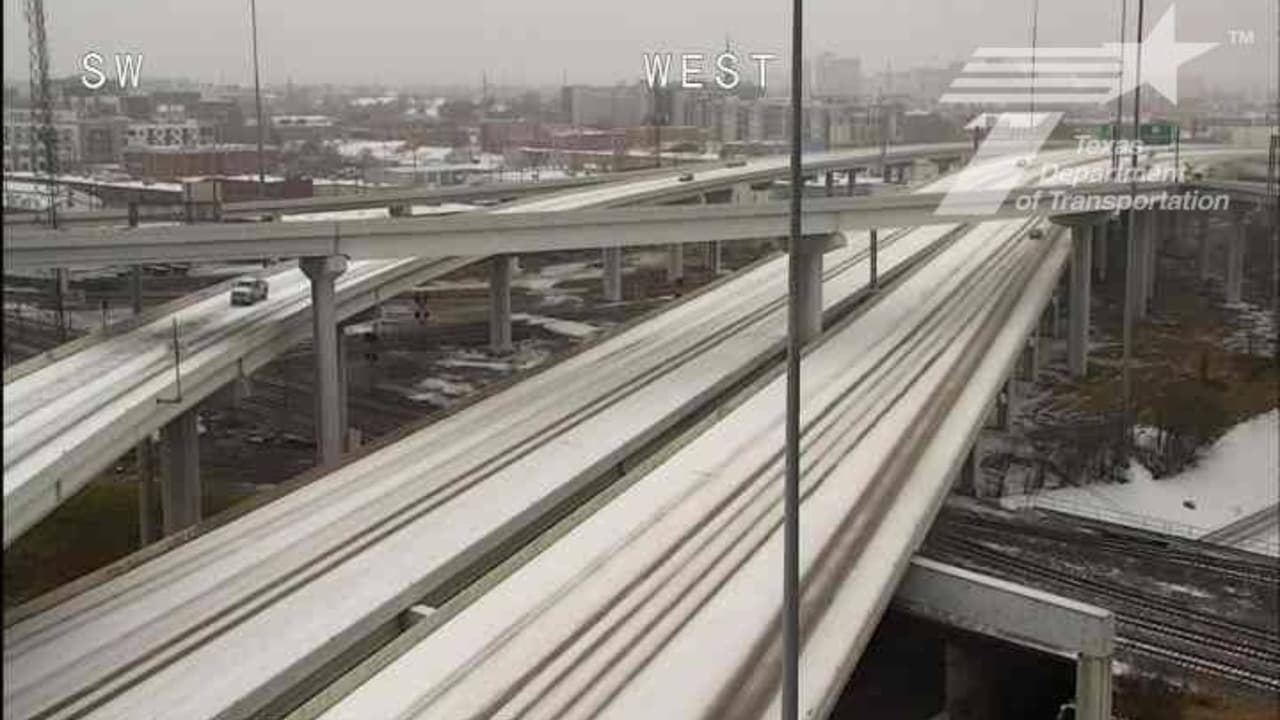 A las 8:30AM, al oeste del Metroplex este era el panorama en las autopistas captado por las cámaras de TxDot.
