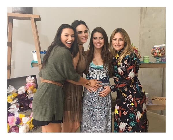 Estas cuatro bellezas reforzaron su amistad durante las grabaciones de la telenovela "Pasión y Poder".