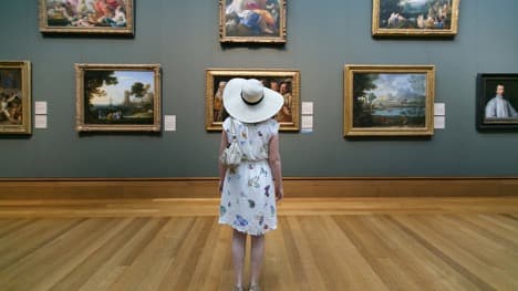 <a href="https://artsandculture.google.com/partner/the-j-paul-getty-museum?hl=en"><b>Museo J. Paul Getty,</b></a>
<b> Los Ángeles: </b>El Museo J. Paul Getty en el Centro Getty en Los Ángeles ha reunido pinturas internacionales, dibujos, esculturas, manuscritos iluminados, artes decorativas y fotografía desde sus inicios hasta la actualidad.