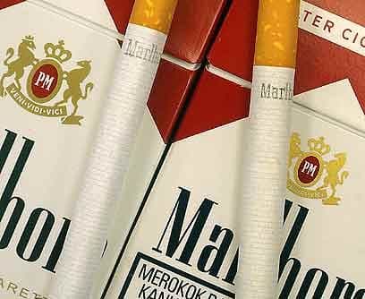 La empresa Phillip Morris tuvo que pagar 3,000 millones de dólares a un fumador en Estados Unidos, quien los demandó por padecer cáncer de pulmón irreversible.