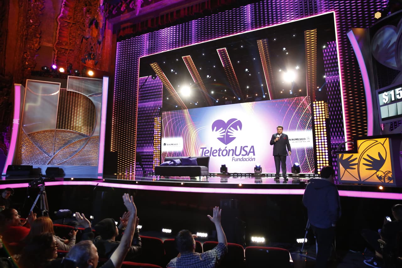 "¡Este es el momento de actuar!", comenzó diciendo Don Francisco.