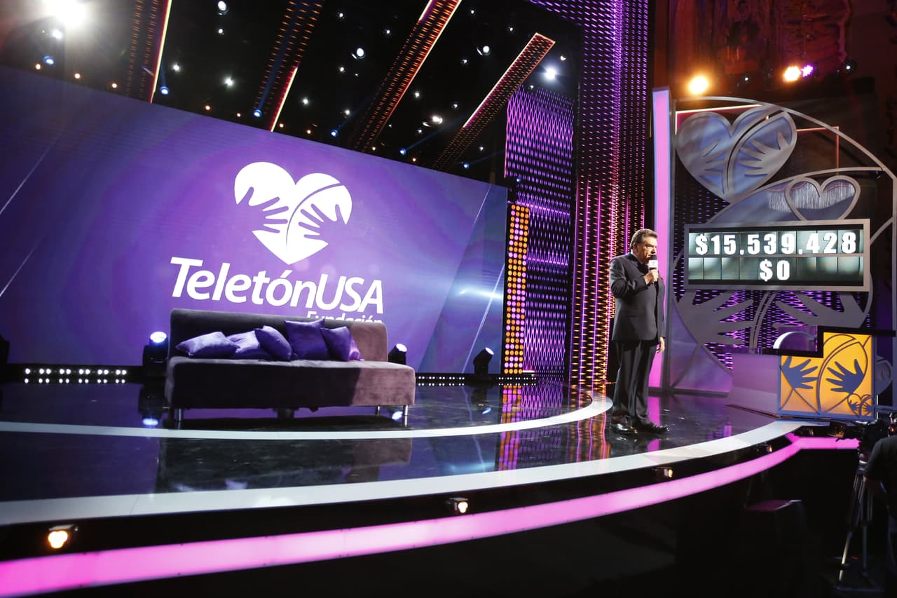 Quién mejor que Don Francisco para comenzar con esta nueva historia.