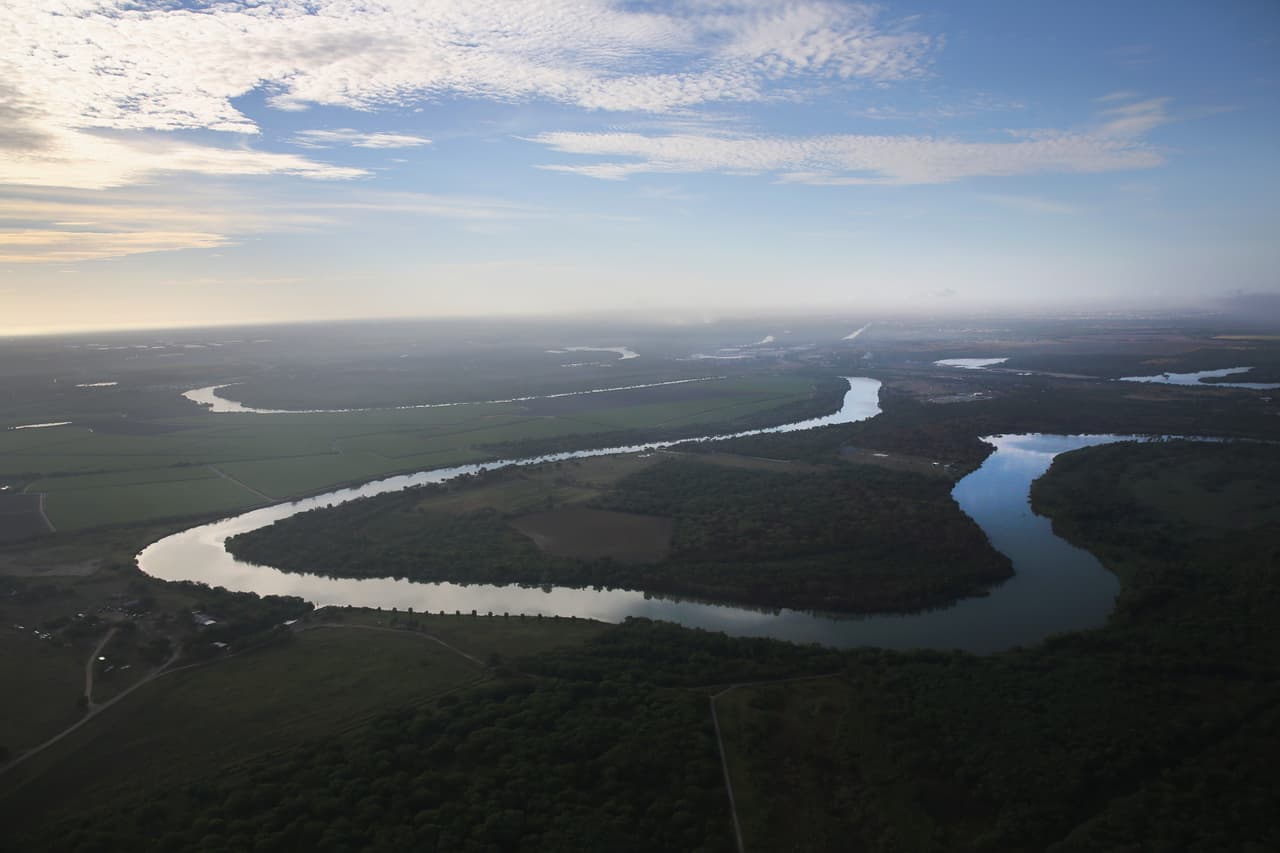 <b>Tamaulipas – Texas</b>. El Río Grande o Río Bravo serpentea en dirección sureste en su viaje al Atlántico.