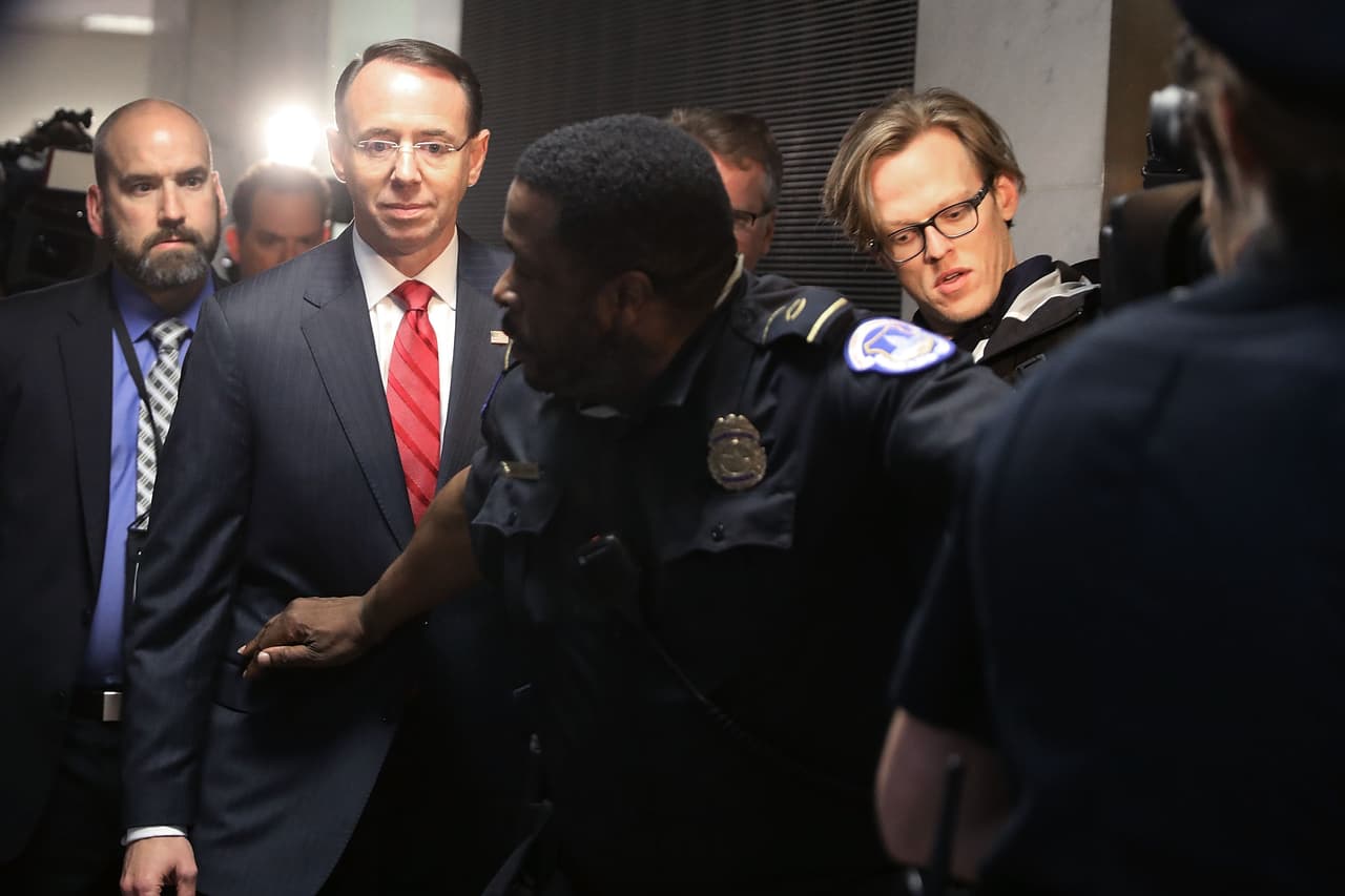 ¿Soportará la presión Rod Rosenstein, el fiscal que ayudó en el despido de Comey y ahora supervisa el 'Rusiagate'?
