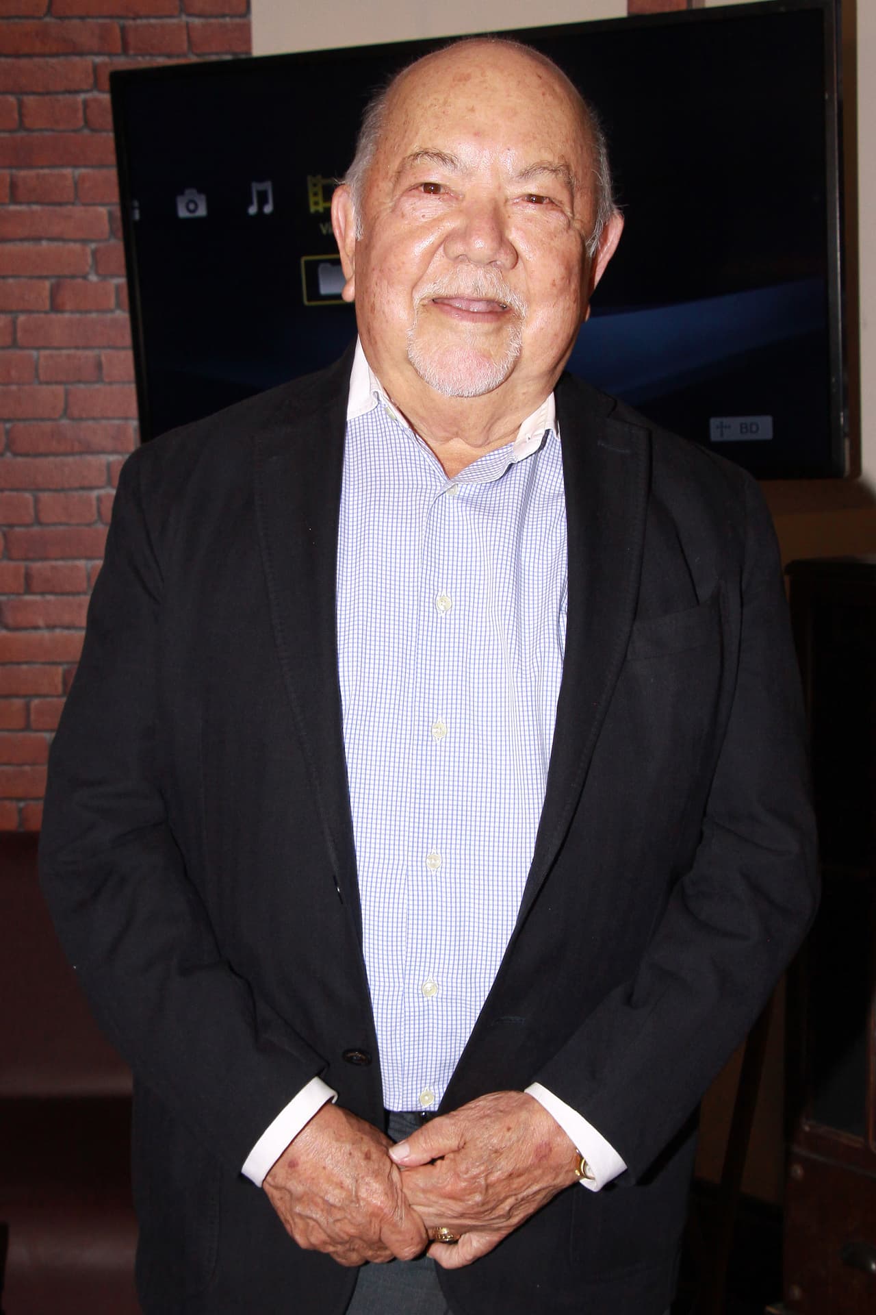 Al respecto, Sergio Corona dijo: "Cuando jueguen América y Chivas vamos a tener una nueva apuesta, las vamos a reanudar y va a ser que el que pierda, le besa los pies al que gane como si fuera Semana Santa".