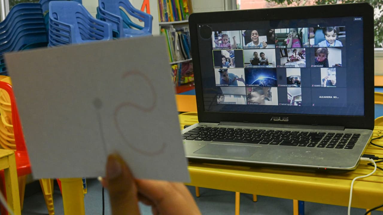 Aquí hay trabajo: Necesitan maestras para trabajar en una guardería en Hialeah