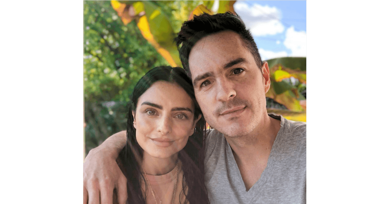 Aislinn Derbez y Mauricio Ochmann