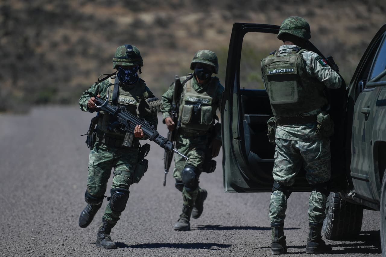 Asaltan en carretera de Zacatecas caravana de migrantes que iban a Guanajuato procedentes de Arizona y California