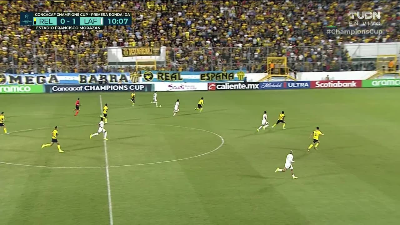 ¡GOL!  anota para LAFC. David Martínez