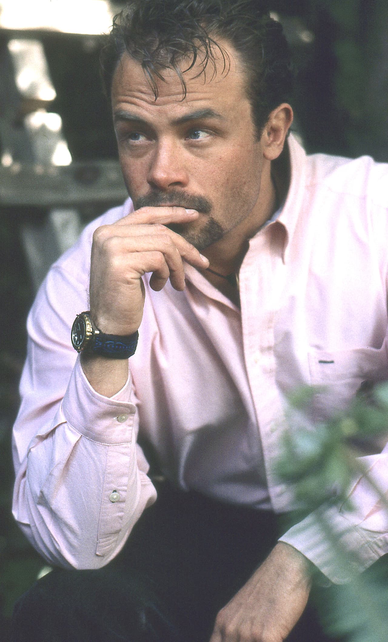 En la historia de 1995, Sergio Sendel fue elegido para interpretar a Luis Gerardo Domínguez, hijo mayor de 'Huicho' que siempre estuvo interesado en Rosario y acompañaba a su padre en sus infidelidades.