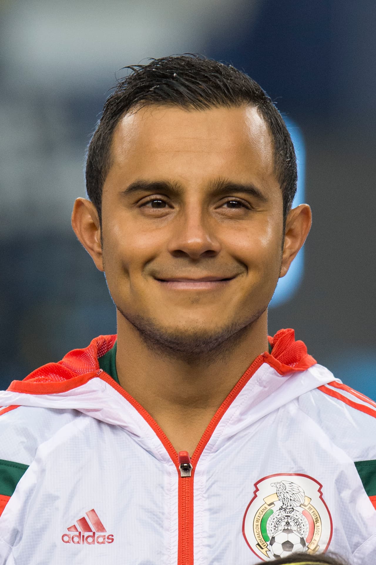 Además, su personalidad y carisma lo convirtieron pronto en uno de los favoritos de los hinchas.