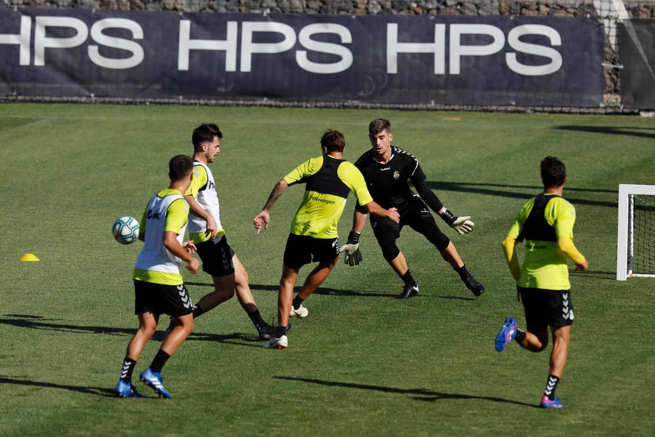 ¿Las Palmas jugará con público en el regreso de LaLiga?