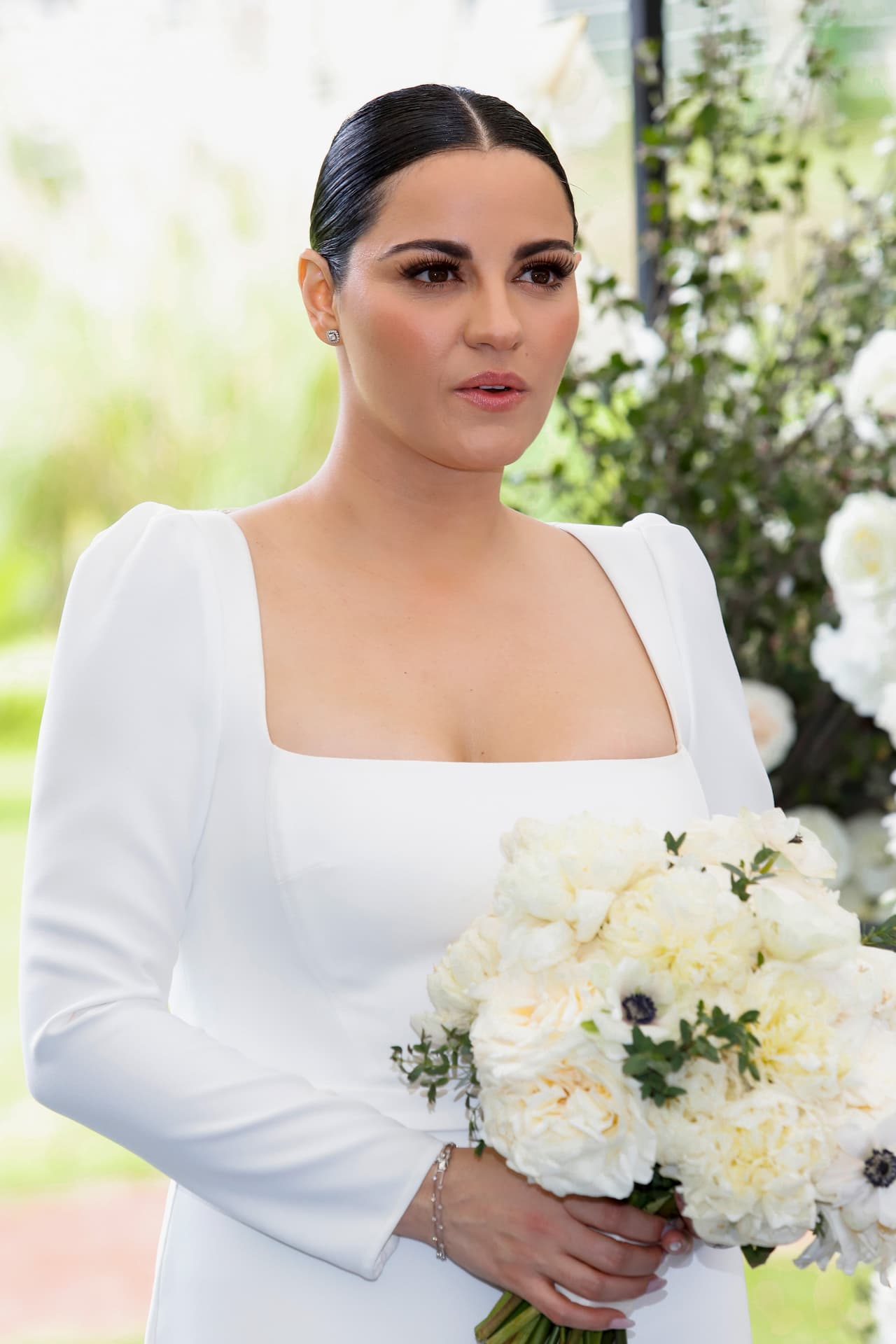 La ex RBD y el productor Andrés Tovar acapararon titulares hace dos semanas con sus fastuosa boda en Valle de Bravo, Estado de México.