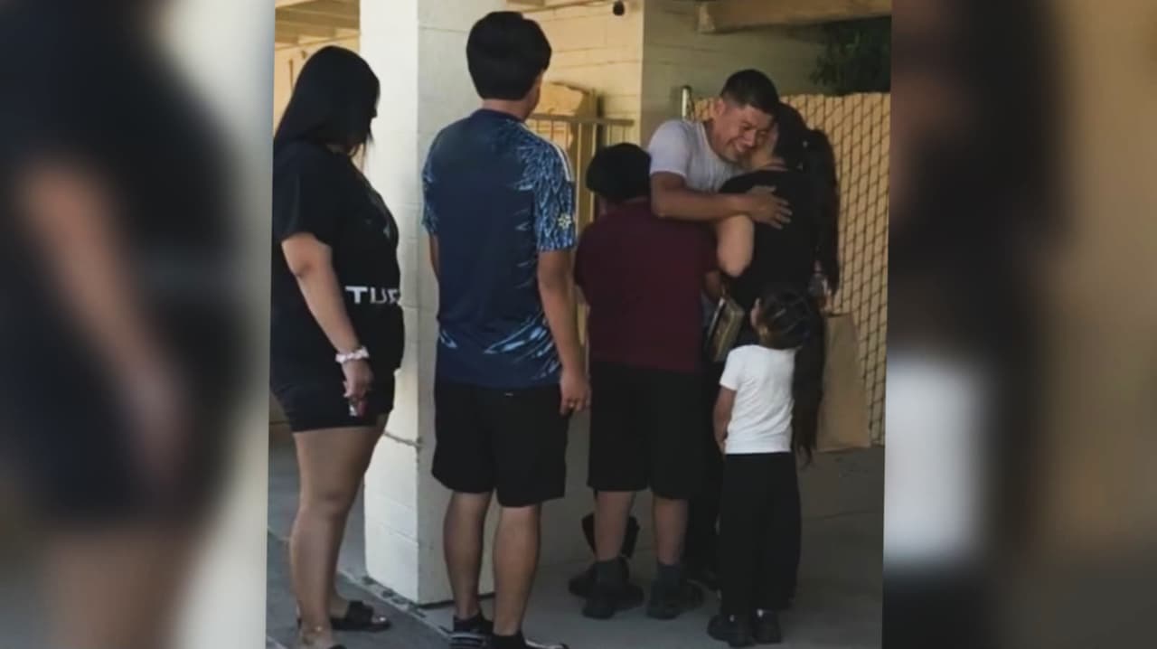 Familia hispana se reencuentra tras redada de ICE en Zipps: Liberaron a Mónica y José Barrera