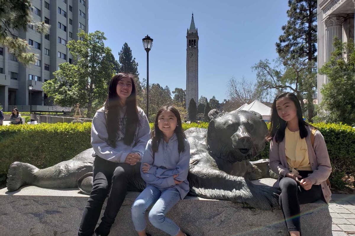 Madre se suicida prendiéndose fuego en su casa y sus hijas gemelas también mueren