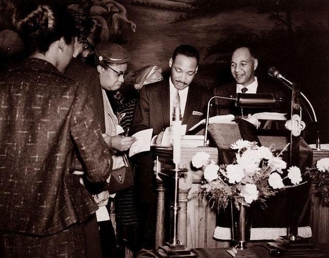 La Escuela Secundaria Booker T. Washington de Rocky Mount también contó con la participación de Martin Luther King Jr., donde pronunció un discurso el 27 de noviembre de 1962.