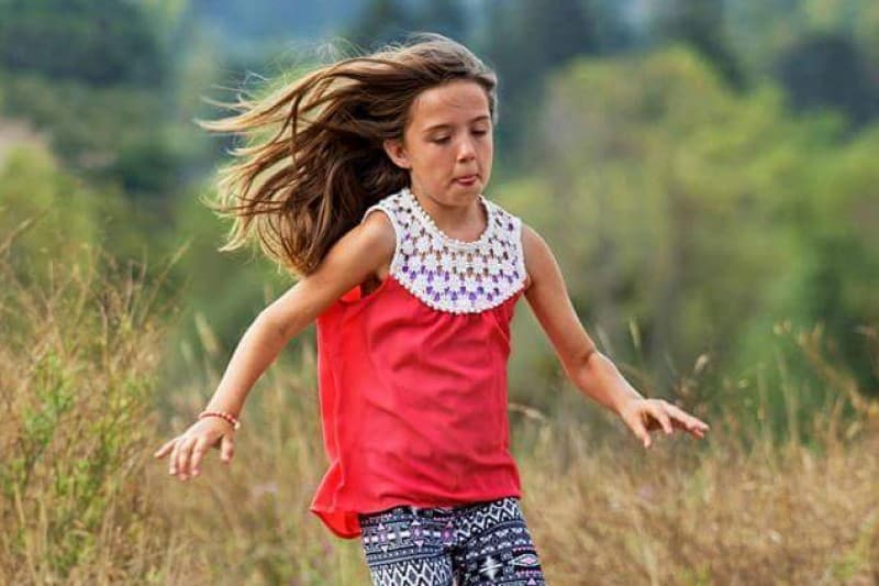 Niña de 10 años muere al salvar la vida de dos hermanos