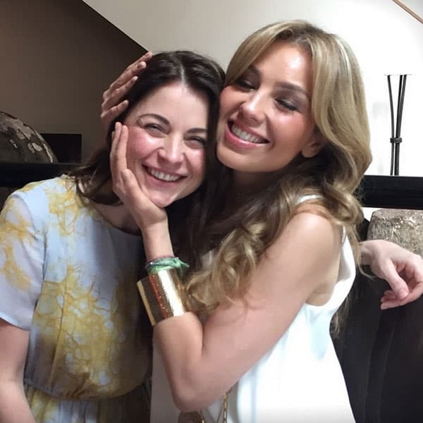 En 2015, Thalía se reencontró con la actriz mexicana Luwika Paleta, quien hace 20 años interpretó el papel de Tita, hija de 'María la del Barrio' y de Luis Fernando De la Vega Montenegro, interpretado por el actor Fernando Colunga, y lo presumío con una serie de fotografías y memes para celebrar su reunión.