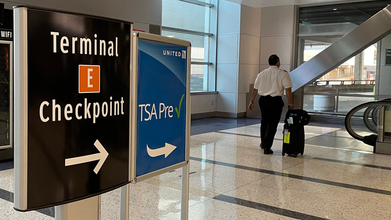 El resultado de la prueba del coronavirus se envía a través del correo electrónico que proporcionó la persona mientras llenaba el registro.