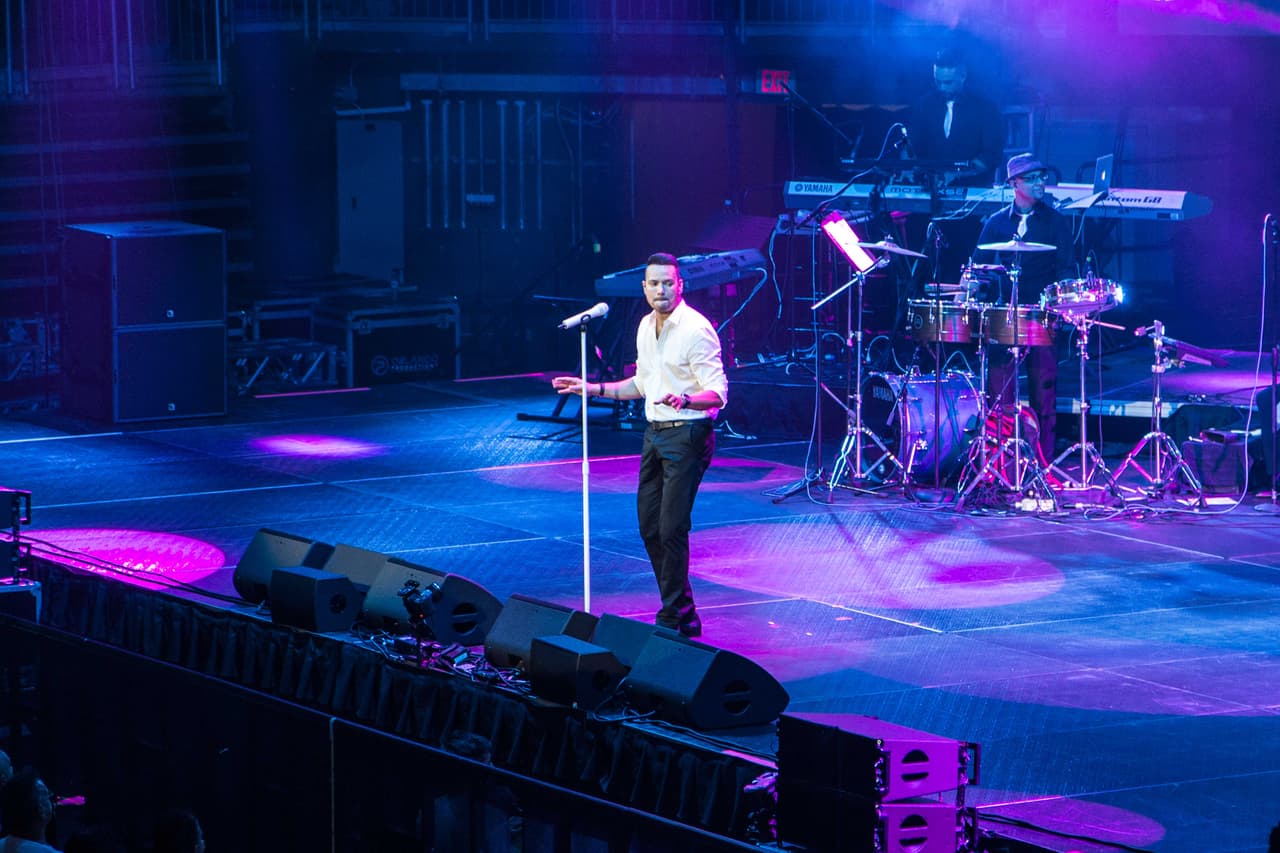 Victor Manuelle expresó sentirse honrado de ser el telonero del "maestro" Rubén Blades.