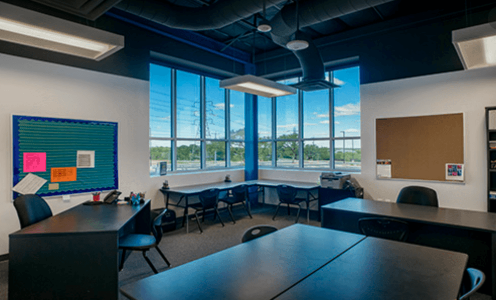 <b>BASIS San Antonio’s Shavano Campus</b>
<br>
<br>Puesto en Texas: 14
<br>
<br>Puesto nacional: 102