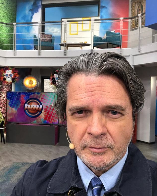 Ariel López Padilla tiene 
<b><a href="https://www.univision.com/famosos/soy-el-faro-de-mis-tres-hijos-ariel-lopez-padilla-muestra-como-es-la-convivencia-de-maria-con-sus-medios-hermanos-fotos">tres hijos</a></b> que procreó en sus dos matrimonios.
<br>