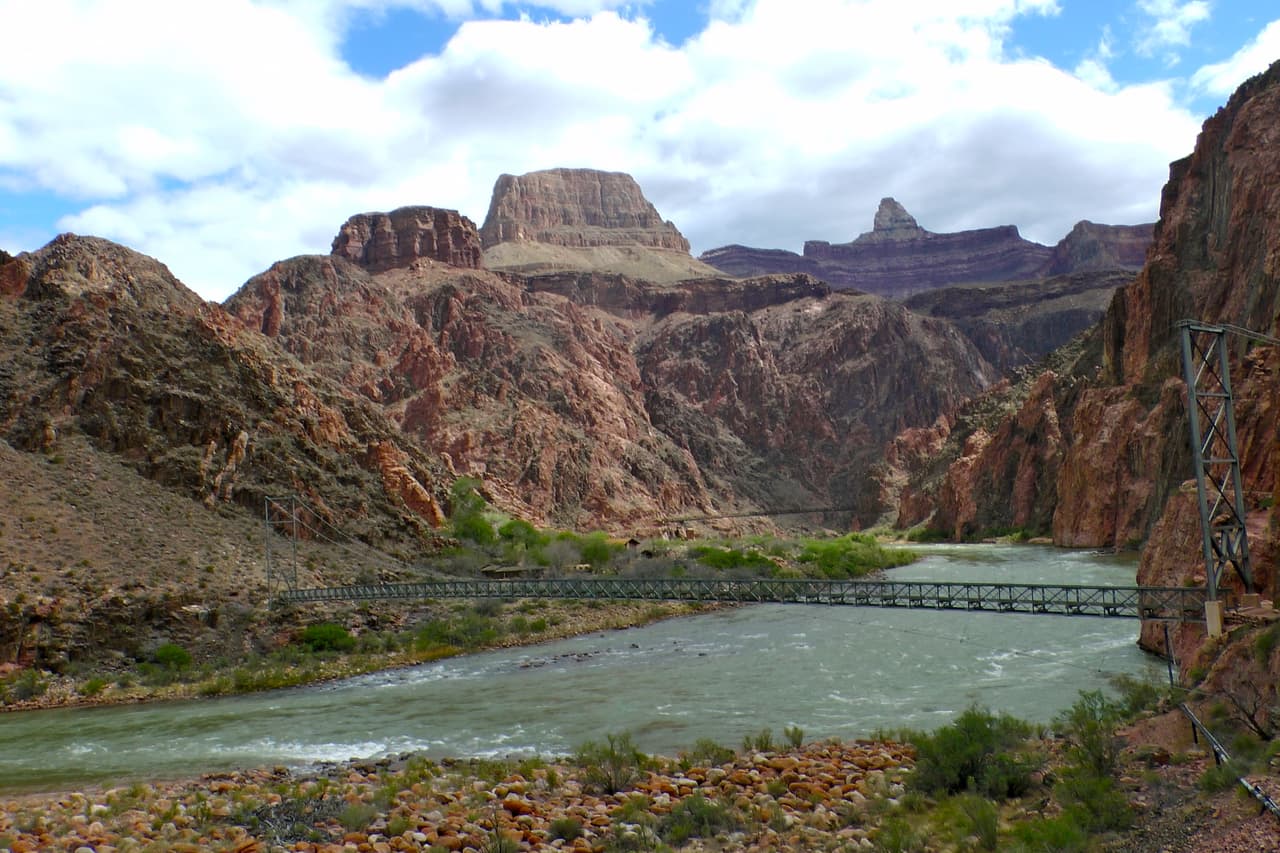 La subida al Gran Canon vía Bright Angel Trail es considerada una de las más escénicas.