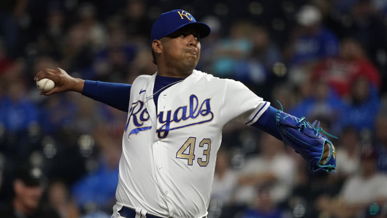 El venezolano Carlos Hernández impresiona y Royals blanquean a Orioles