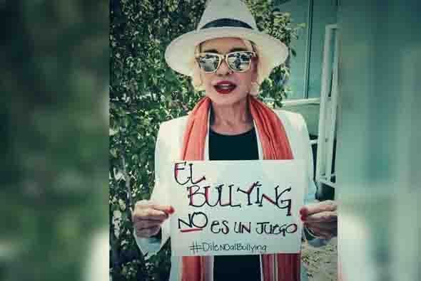 La conductora dominicana Charytin Goyco. Foto tomada de Twitter.