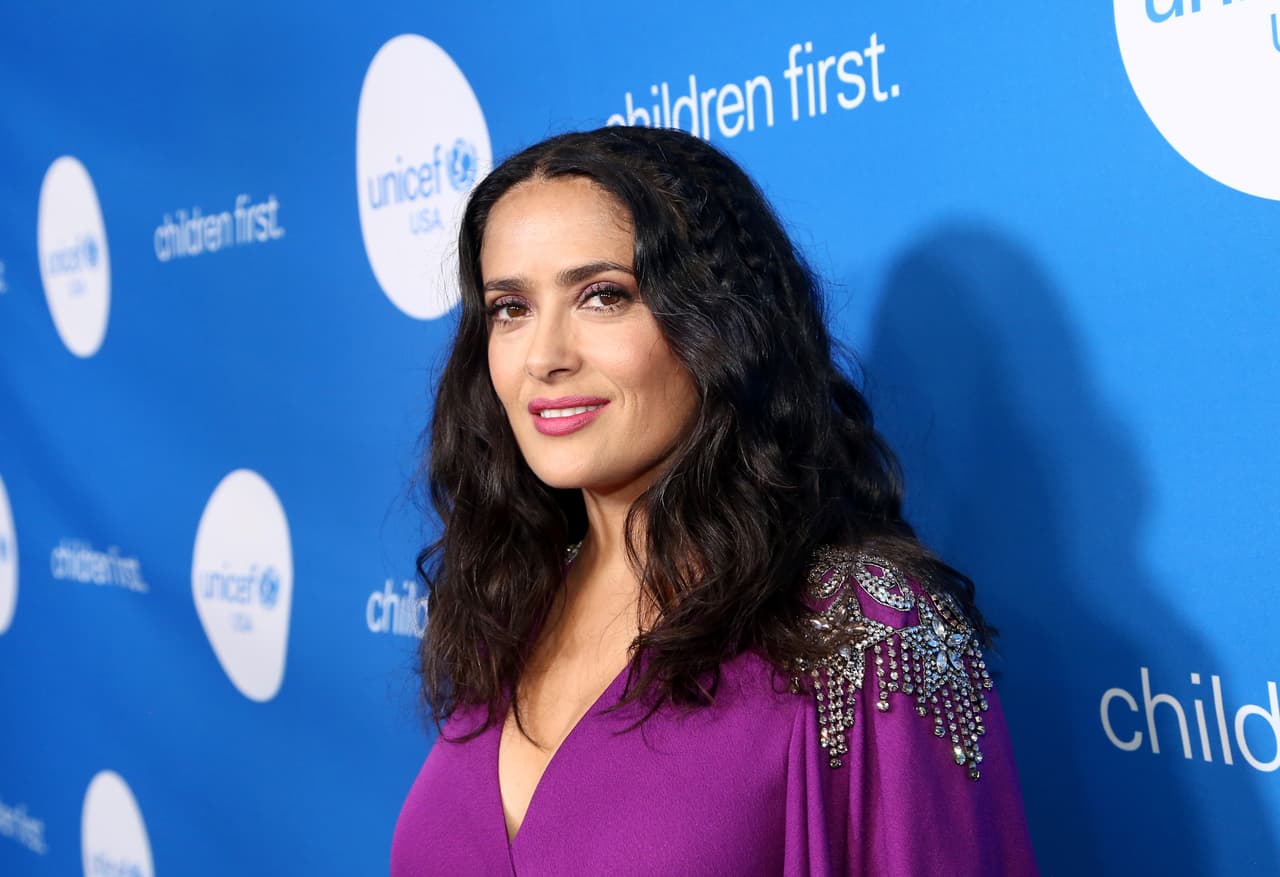 <b>Salma Hayek</b>: la actriz con raíces mexicanas es una de las fundadoras de Chime for Change junto a Beyoncé Knowles-Carter. La organización está dedicada a recoger fondos y promover los derechos y oportunidades de la mujer. Además, la artista también ha desarrollado una importante labor en contra de la violencia doméstica.
<br>
