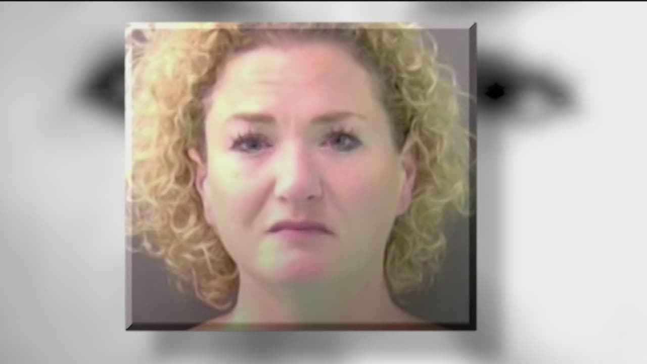 Arrestan a exmaestra de Temple High School por 2 cargos de relación inapropiada con un estudiante