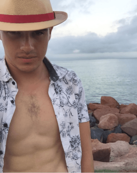 Puedes seguir a este "chico sexy del supermercado" en Instagram, donde aparece como irvin_villatoro.