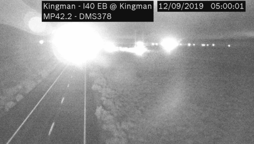 Las autoridades lanzan un llamado de alerta para que la comunidad maneje con precaución cuando haya presencia de neblina en la región. Esta foto fue tomada en Kingman, Arizona.
<br>