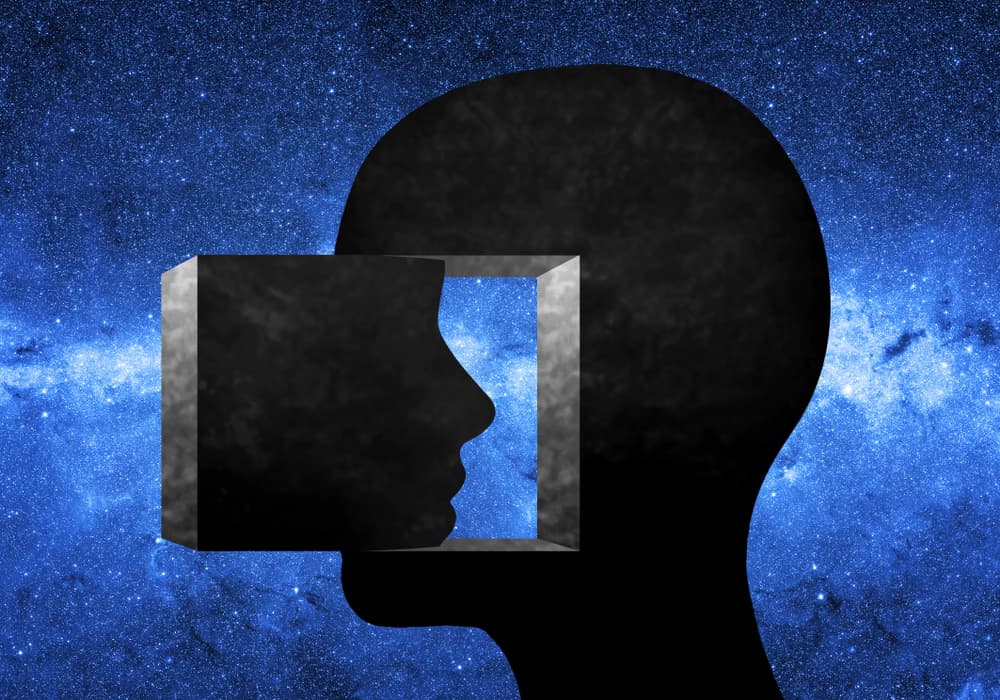 <b>CAPRICORNIO EN EL MES DE MAYO 2021</b>
<br>Estás entrando en una etapa de reflexión e introspección. Te estarás preguntando qué has logrado, qué has podido hacer, si has cumplido tus metas que te trazaste al iniciar el año. Es momento de evaluación y decir cómo vas en el plano sentimental, para tomar medidas.
<br>